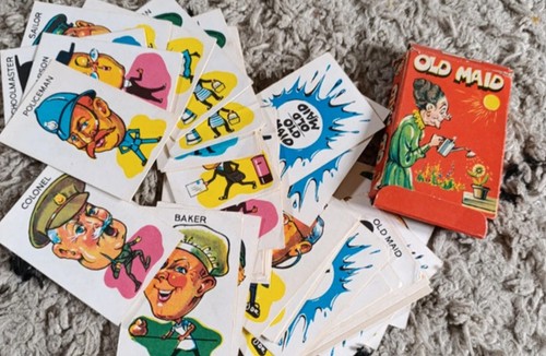 Vintage 1960 old maid card - old,